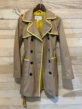 BCBGeneration Beige Trench Coat with Yellow Contrast Trim